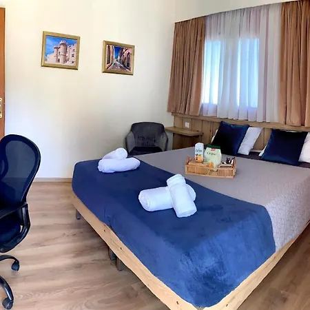 Διαμέρισμα A&b Rhodes *